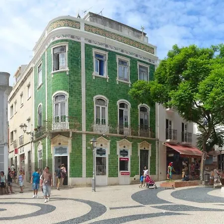 B63 - Corner Street Historic Center In Apartment *